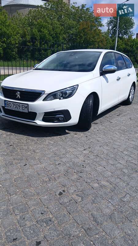 Универсал Peugeot 308 2018 в Кременце