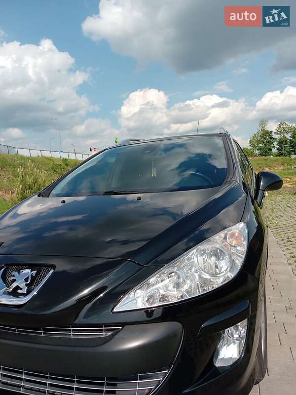 Універсал Peugeot 308 2010 в Хмельницькому