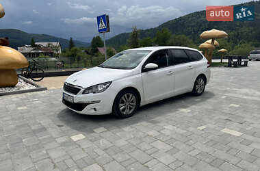 Універсал Peugeot 308 2015 в Яремчі