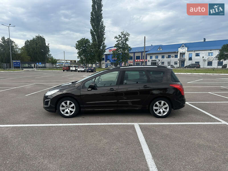 Універсал Peugeot 308 2011 в Житомирі