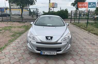 Кабриолет Peugeot 308 2009 в 