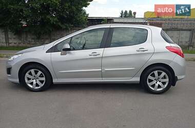 Хэтчбек Peugeot 308 2011 в Виннице