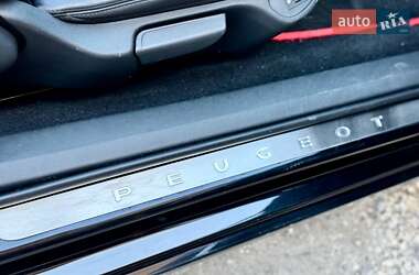 Кабріолет Peugeot 308 2011 в 