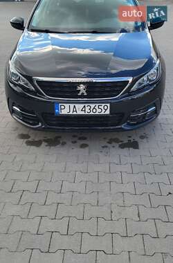 Універсал Peugeot 308 2017 в 