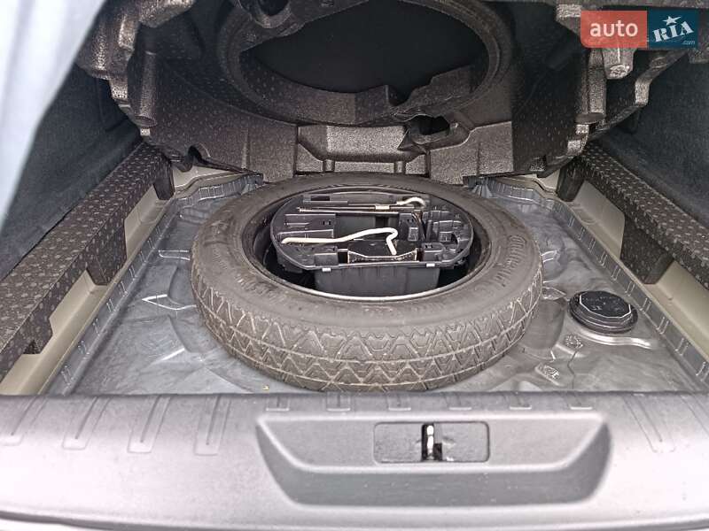 Универсал Peugeot 308 2017 в Дубно