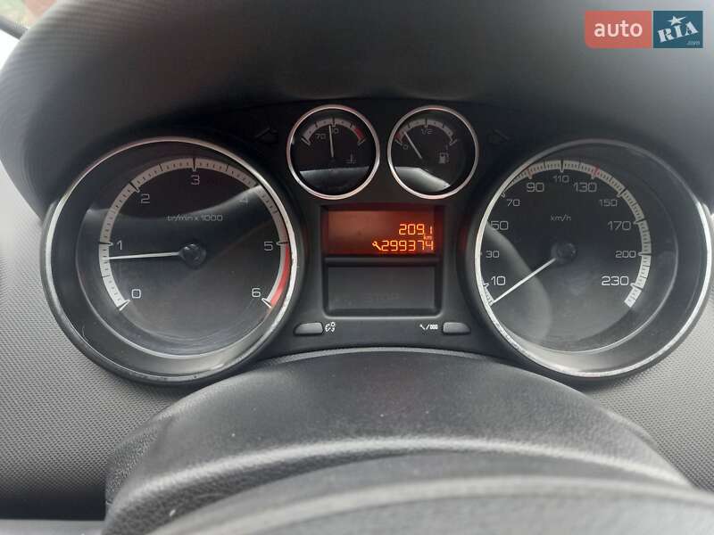 Универсал Peugeot 308 2010 в Гайсине