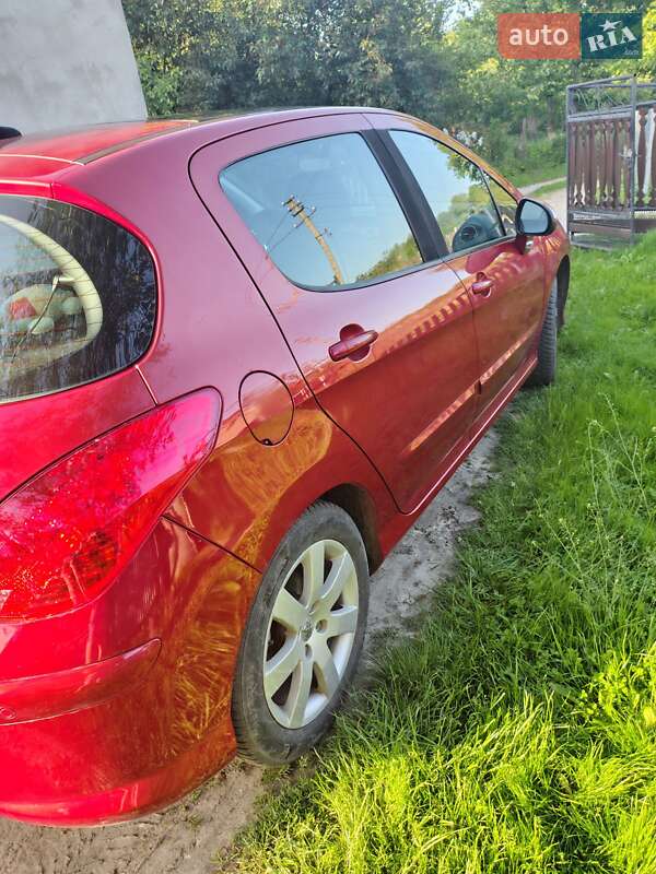 Хэтчбек Peugeot 308 2007 в Львове