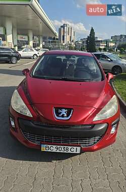 Хэтчбек Peugeot 308 2010 в 