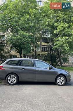 Универсал Peugeot 308 2020 в 