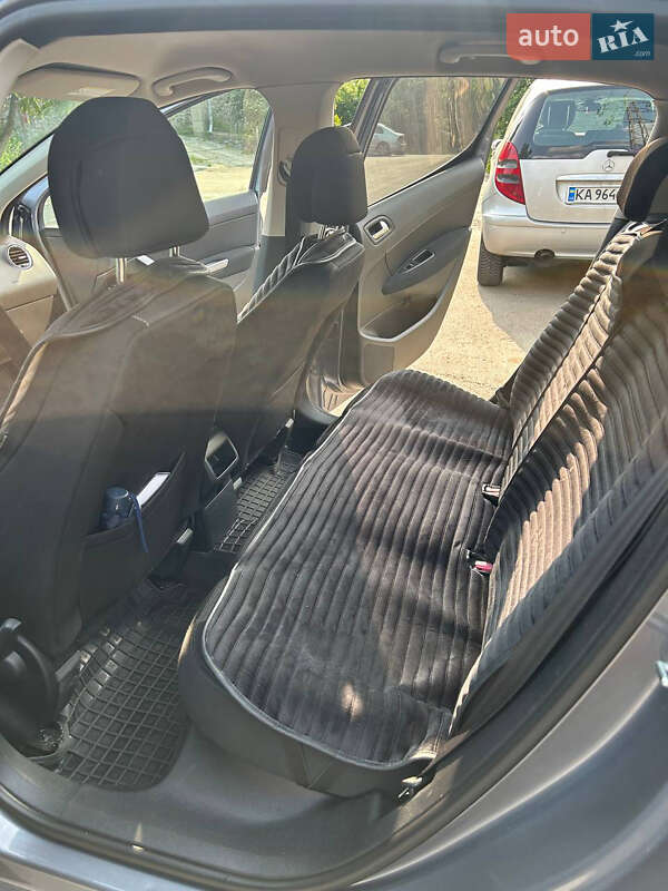 Хетчбек Peugeot 308 2009 в Києві