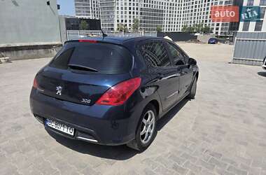 Хэтчбек Peugeot 308 2010 в Львове