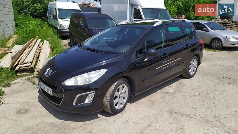 Универсал Peugeot 308 2012 в Ровно