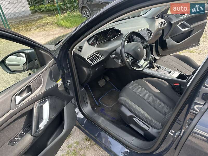 Універсал Peugeot 308 2015 в Києві