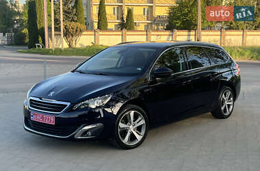 Универсал Peugeot 308 2015 в Львове