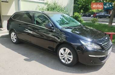 Універсал Peugeot 308 2014 в Рівному