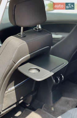 Хэтчбек Peugeot 308 2009 в 