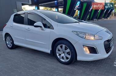 Хэтчбек Peugeot 308 2012 в Одессе