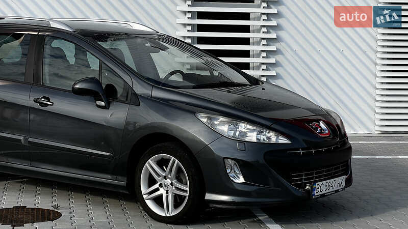 Універсал Peugeot 308 2011 в Львові