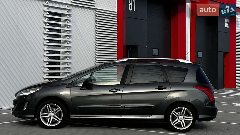 Універсал Peugeot 308 2011 в Львові