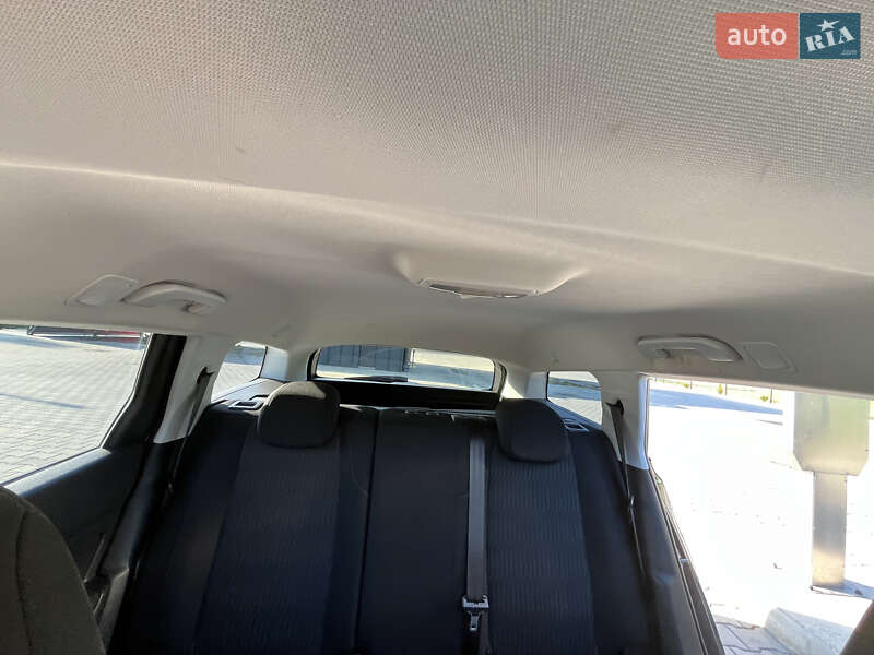 Універсал Peugeot 308 2016 в Виноградові