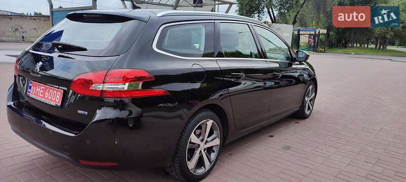 Универсал Peugeot 308 2016 в Луцке