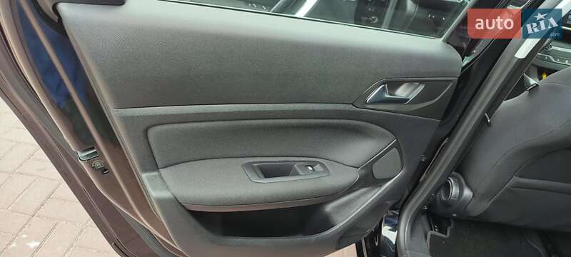 Универсал Peugeot 308 2016 в Луцке