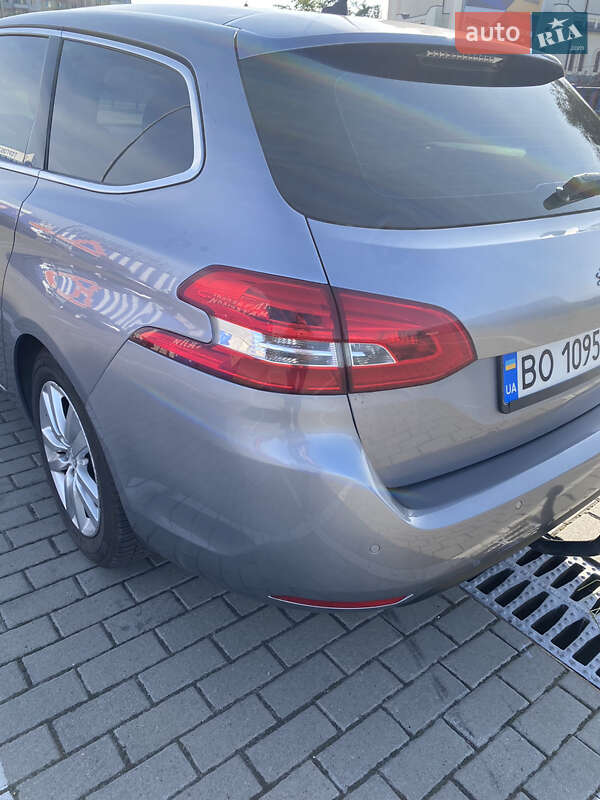 Універсал Peugeot 308 2015 в Шептицькому