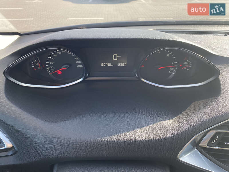 Універсал Peugeot 308 2015 в Шептицькому