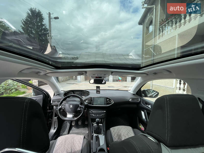 Універсал Peugeot 308 2015 в Косові