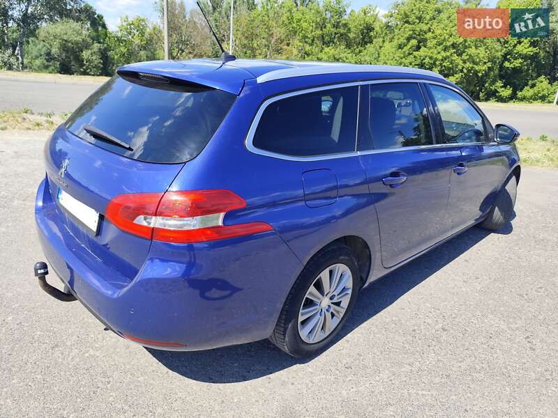 Універсал Peugeot 308 2017 в Черкасах