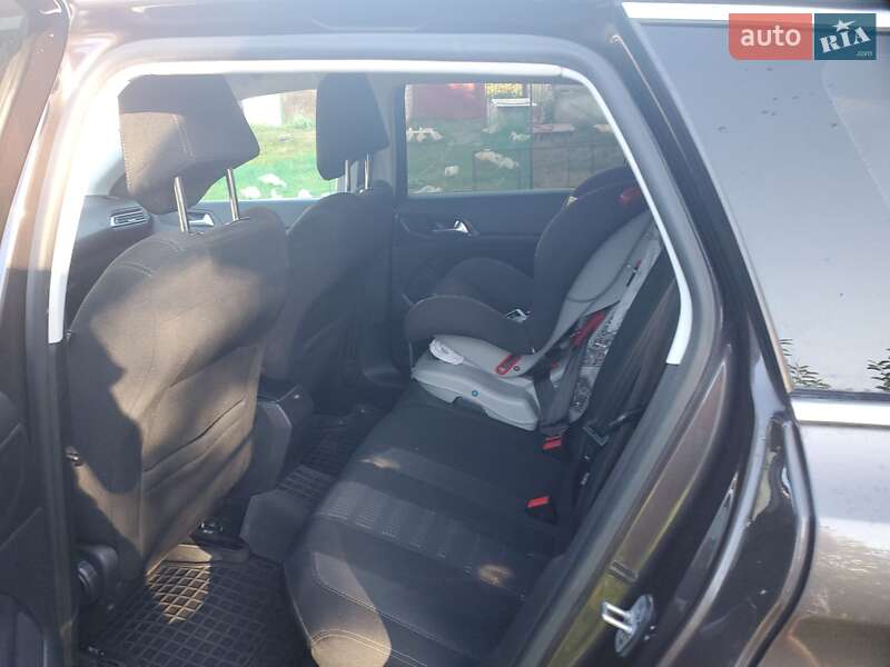 Універсал Peugeot 308 2015 в Житомирі