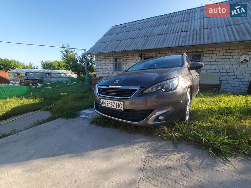 Універсал Peugeot 308 2015 в Житомирі