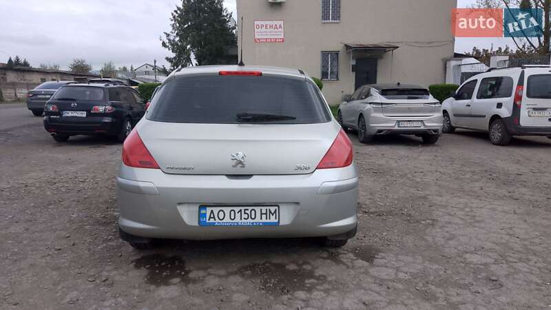 Хетчбек Peugeot 308 2008 в Мукачевому