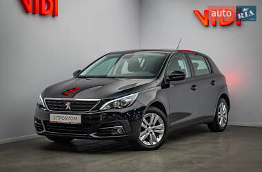 Хэтчбек Peugeot 308 2021 в Киеве