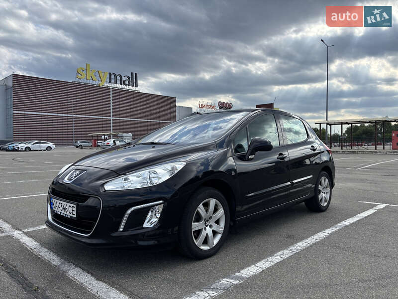 Peugeot 308 2011