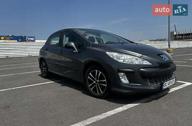 Хетчбек Peugeot 308 2009 в Львові