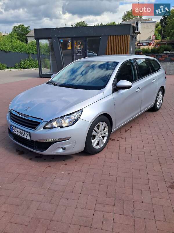 Peugeot 308 2015