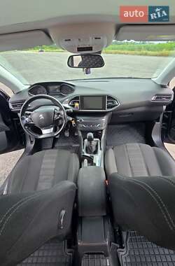 Універсал Peugeot 308 2015 в 