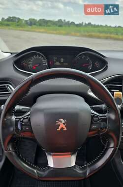 Універсал Peugeot 308 2015 в 