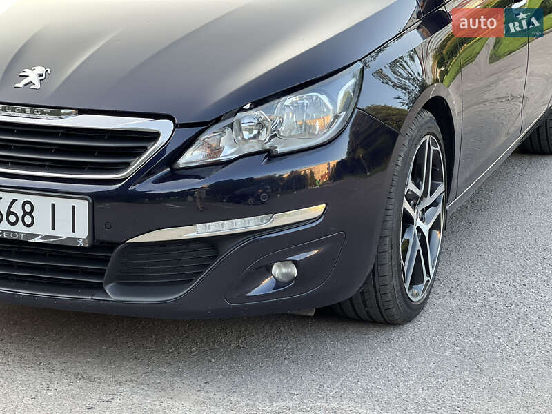 Универсал Peugeot 308 2014 в Ровно