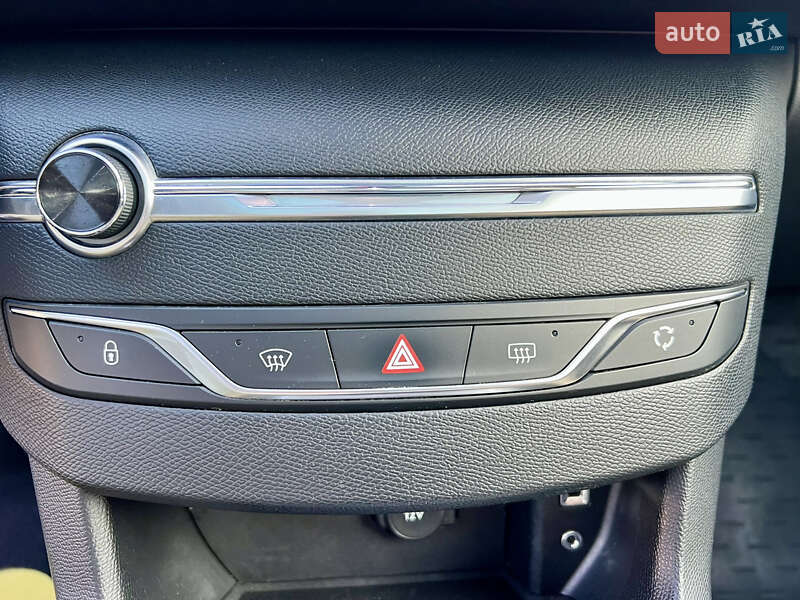 Универсал Peugeot 308 2014 в Ровно