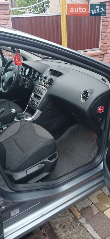 Хэтчбек Peugeot 308 2007 в Мукачево