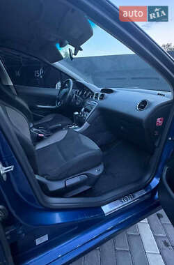 Хэтчбек Peugeot 308 2008 в 