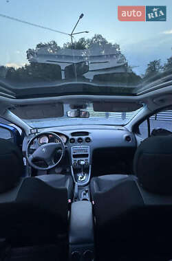 Хэтчбек Peugeot 308 2008 в 