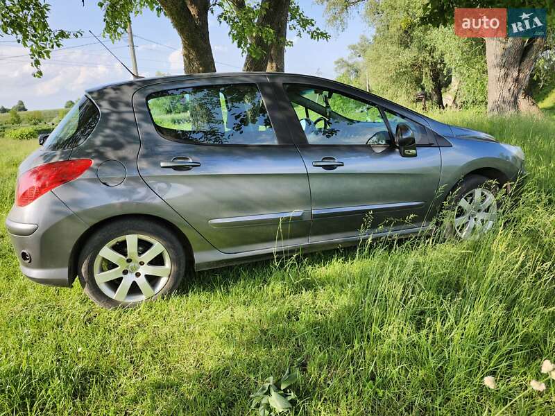 Хэтчбек Peugeot 308 2008 в Дубно фото 3 Хэтчбек Peugeot 308 2008 в Дубно
