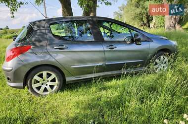Хэтчбек Peugeot 308 2008 в 