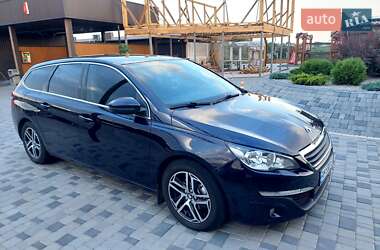 Универсал Peugeot 308 2014 в Новоукраинке