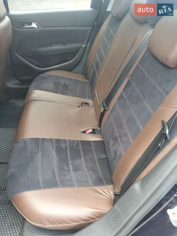 Універсал Peugeot 308 2015 в Маневичах