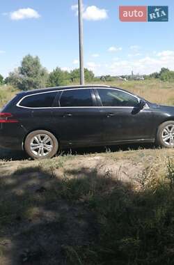 Универсал Peugeot 308 2015 в 