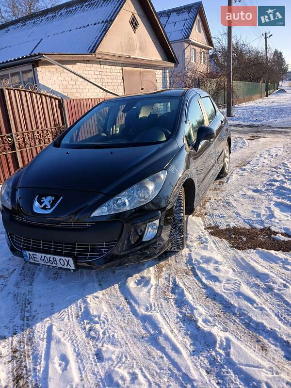 Хетчбек Peugeot 308 2008 в Черкасах